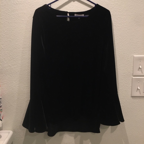 Calvin Klein Velvet Bell Sleeve Top - Picture 4 of 6